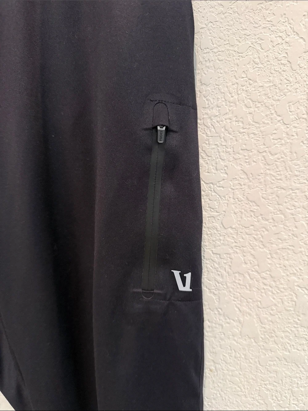 Vuori Men's Black Drawstring Jogger Pants size L